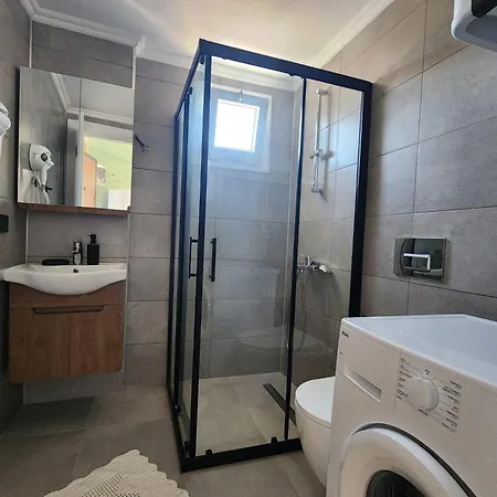 Appartamento Alpi Daphne House - Quite, Close To The Sea And Bodrum